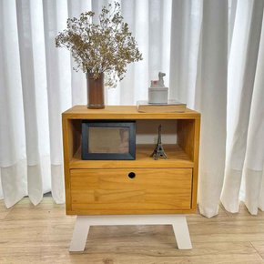 mesa lateral de madeira woods dual prateleira e gaveta nozes e branco 5