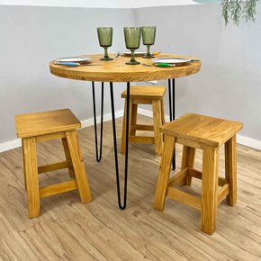 kit mesa redonda 3 lugares de ferro e madeira com 3 banquetas media nozes e preto 2