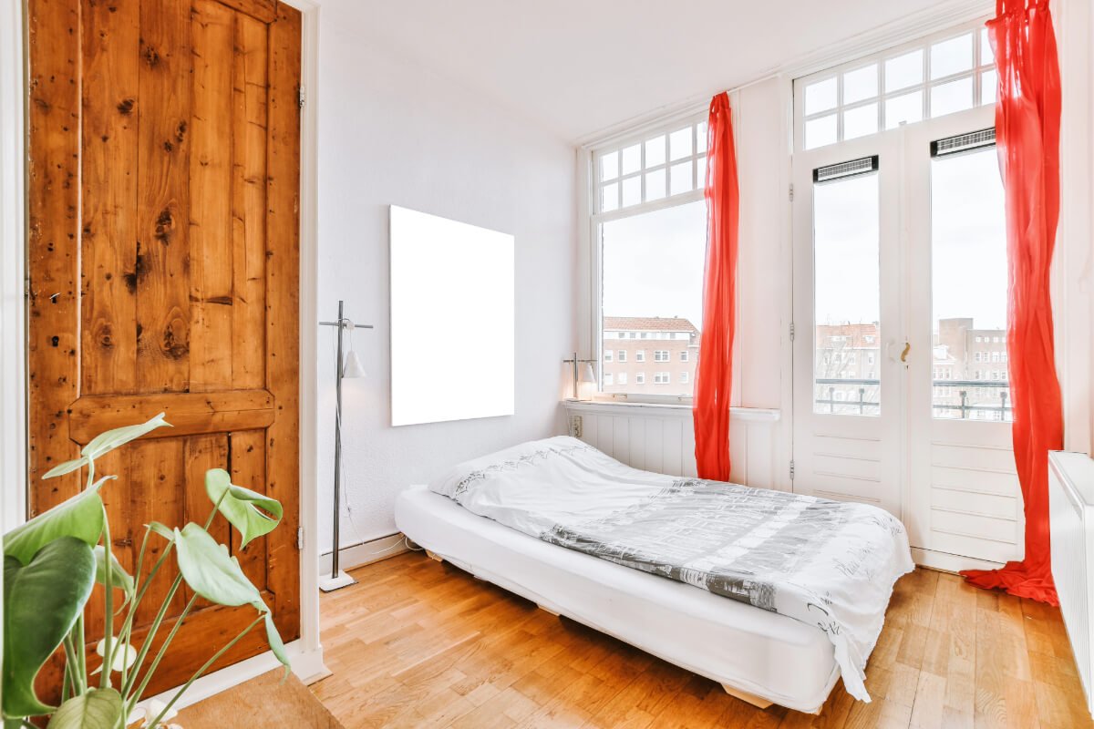 quarto de visitas com iluminacao natural