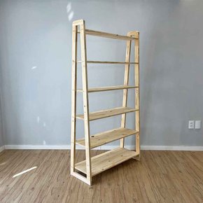 estante a 6 prateleiras de madeira pinus linea ample natural