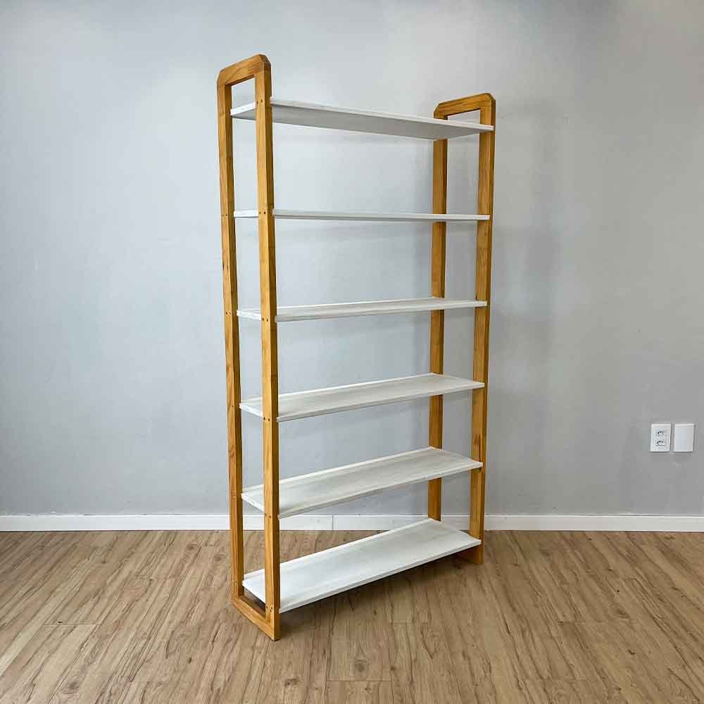 09 estante 6 prateleiras de madeira pinus linea ample branco e nozes