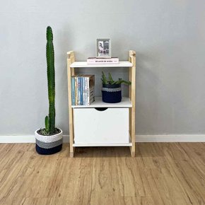 aparador de madeira pinus linea de 3 prateleiras slim com 1 gaveta branco e natural decorado frontal