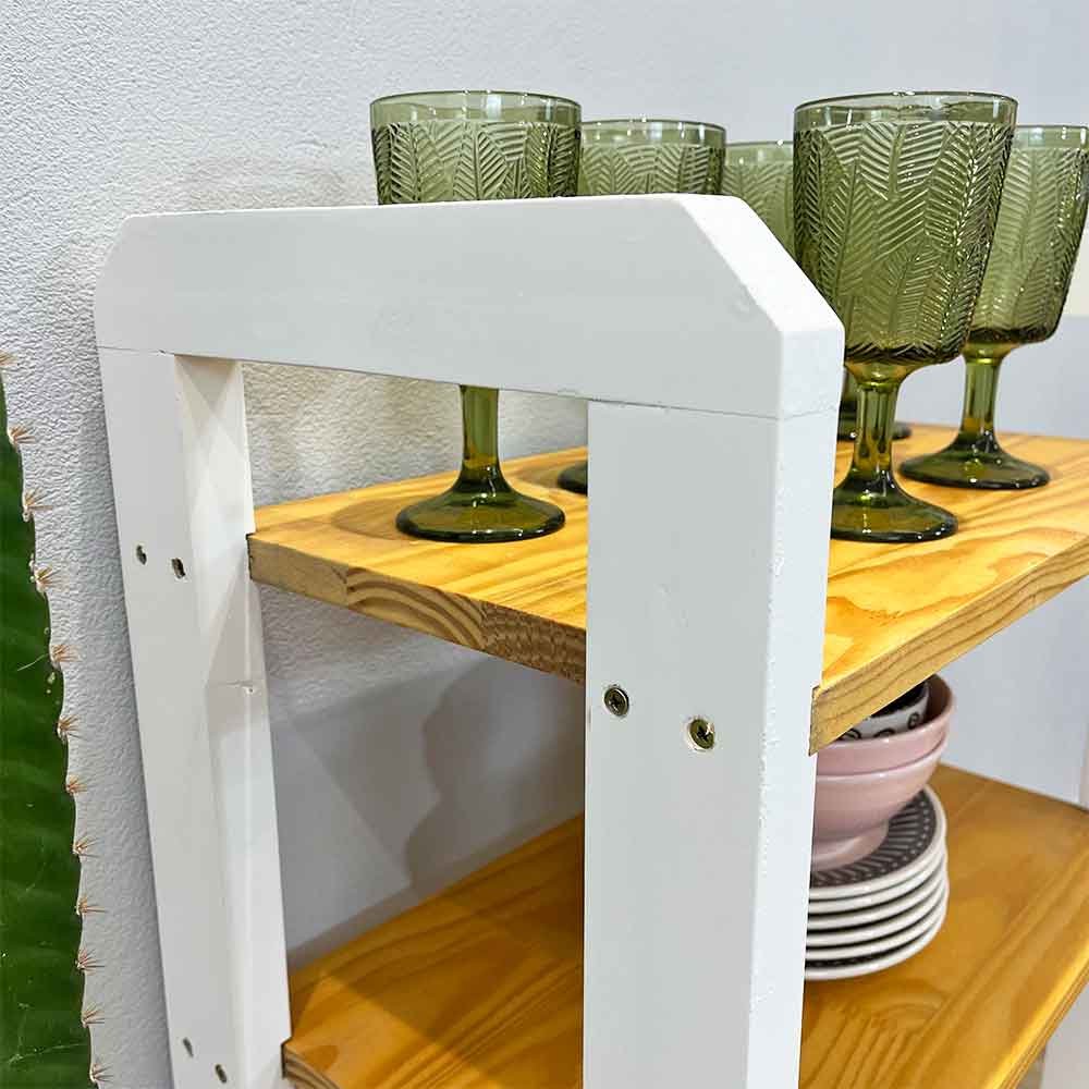 11 aparador de madeira pinus linea de 4 prateleiras slim com gaveta nozes e branco