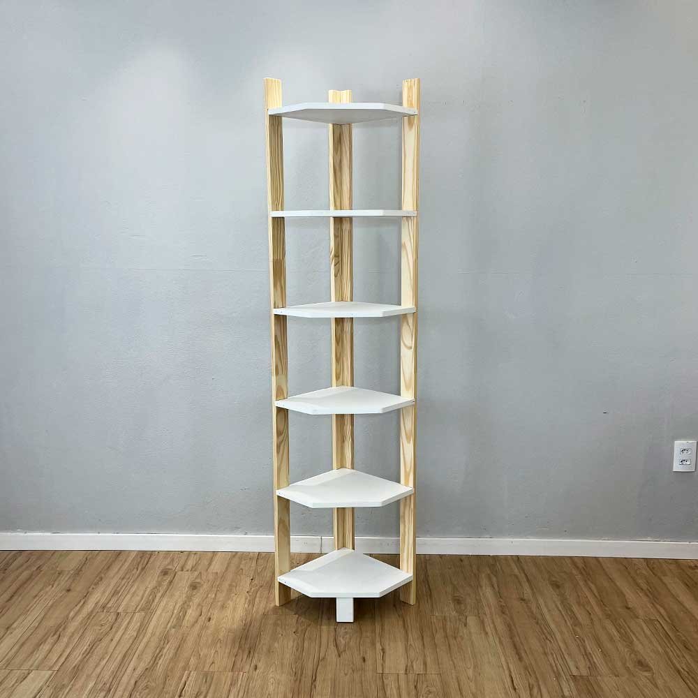 05 estante de canto para chao de madeira pinus 6 prateleiras linea branco e natural