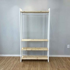 arara de roupas de madeira pinus linea ample natural e branco5