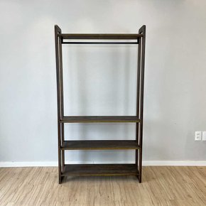 06 arara de roupas de madeira pinus linea ample tabaco