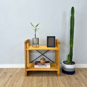 mesa lateral de madeira pinus linea nozes decorado frontal