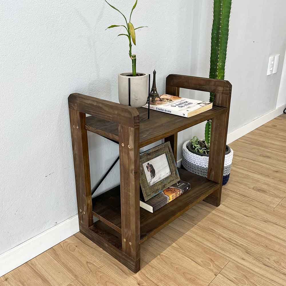 05 mesa lateral de madeira pinus linea tabaco