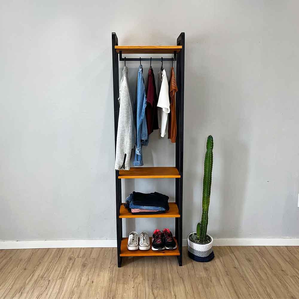 arara de roupas de madeira pinus linea slim carvalho e preto5