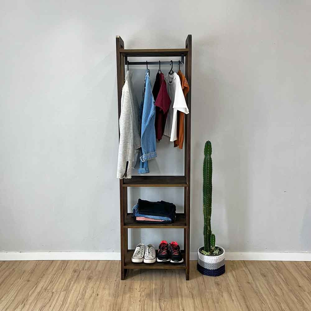 04 arara de roupas de madeira pinus linea slim tabaco