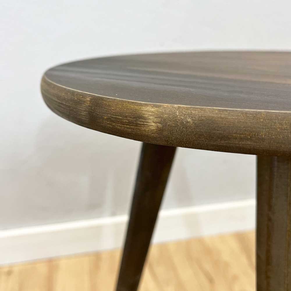 trio de mesas lateral redondas com pe palito de madeira tabaco4