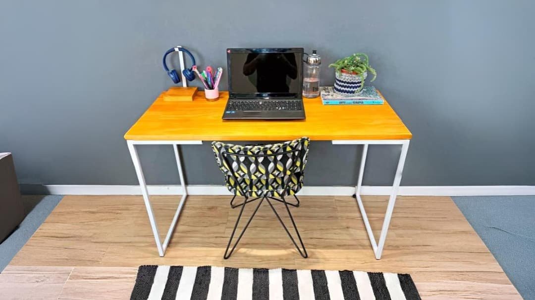 mesa para escritorio pequeno
