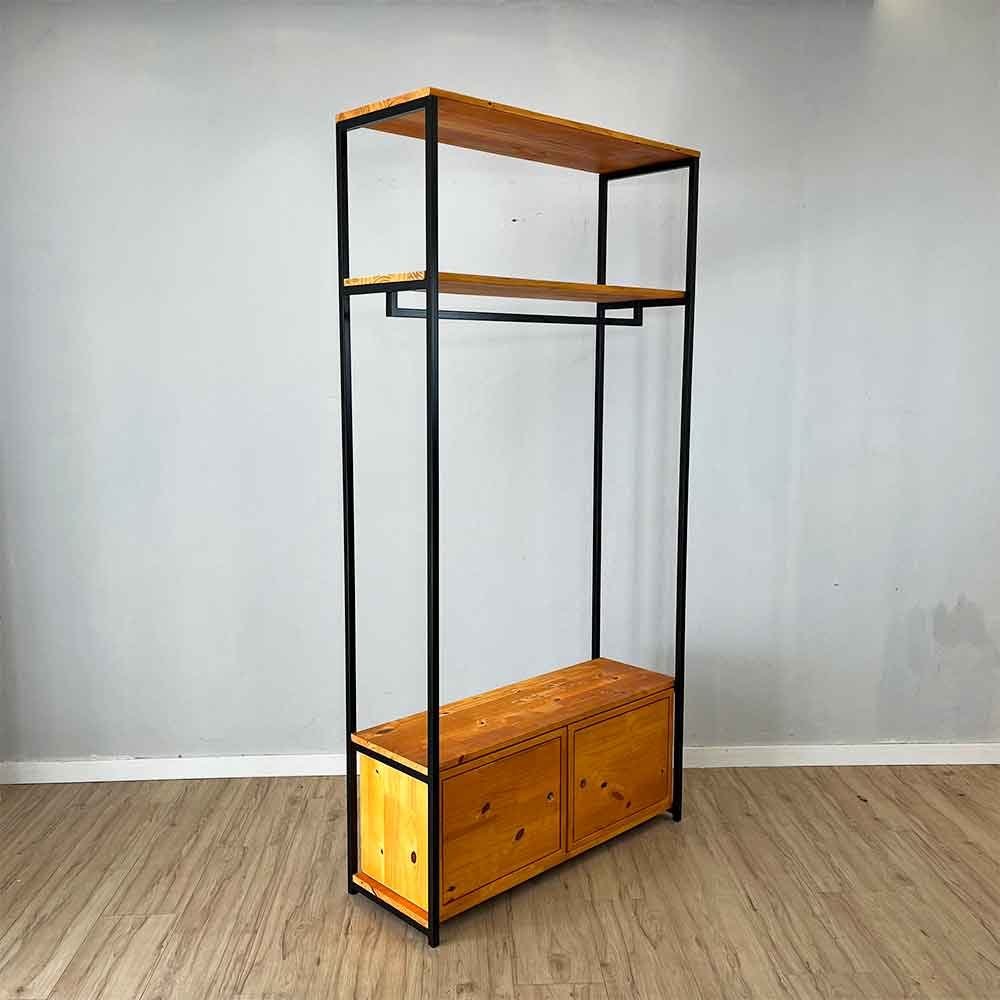 arara de roupas industrial ferro e madeira 2 gaveteiros com porta middle style ample nozes e preto4