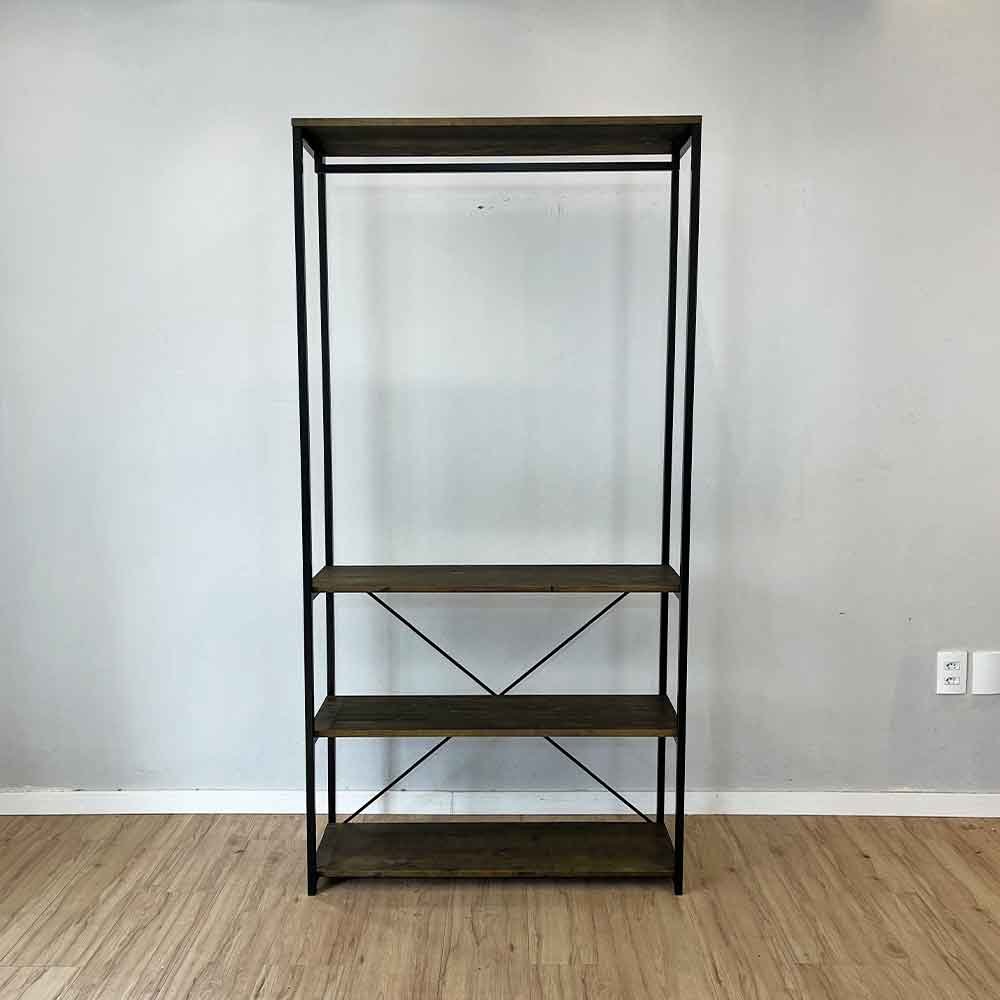 06 arara de roupas industrial ferro e madeira high style ample tabaco e preto