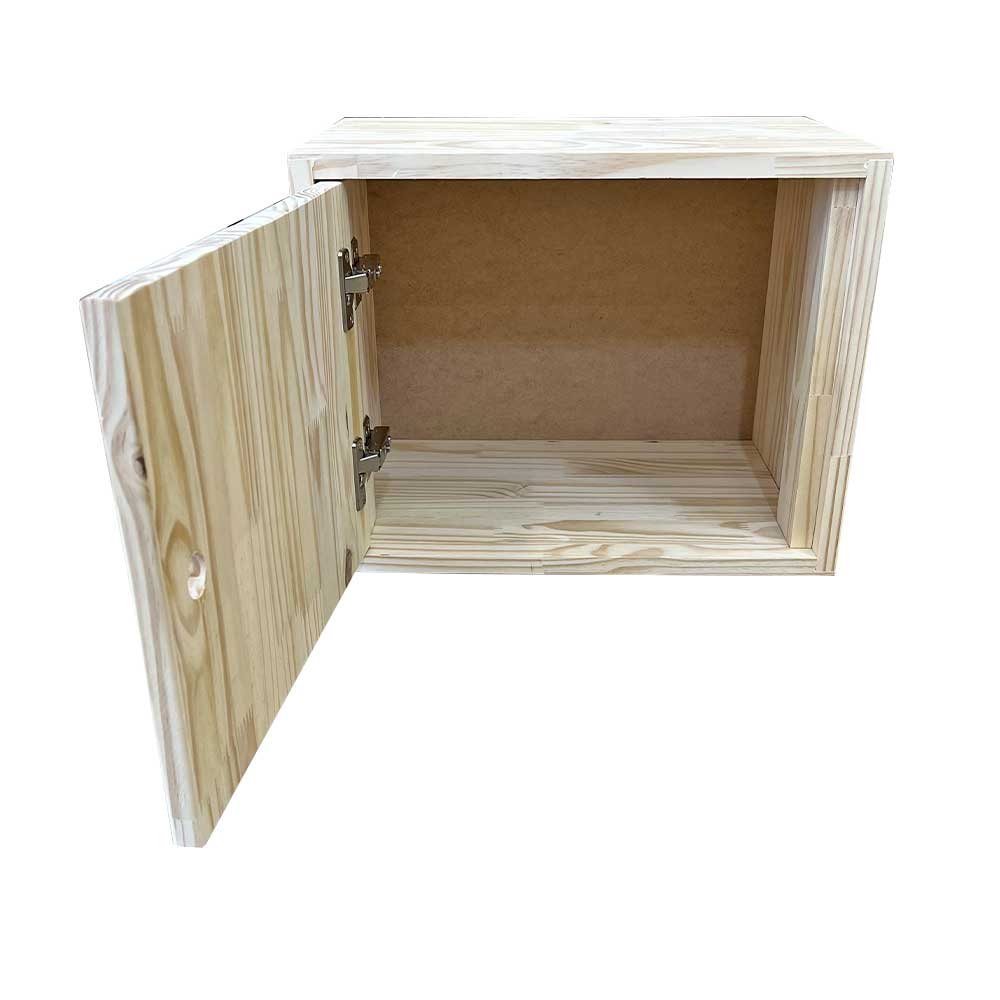 nicho de madeira pinus com porta natural