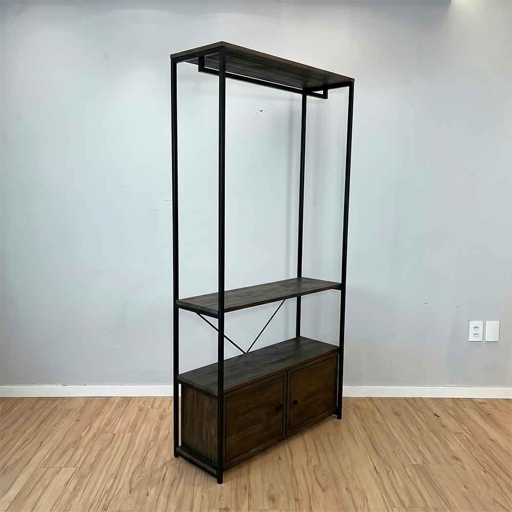 arara de roupas industrial ferro e madeira 2 nichos com porta middle style ample tabaco e preto2
