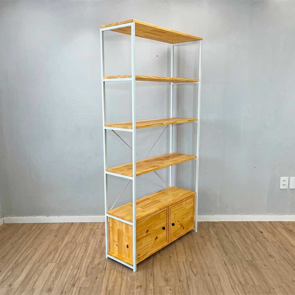 estante industrial de ferro e madeira style ample 6 prateleiras 2 nichos com porta nozes e branco1