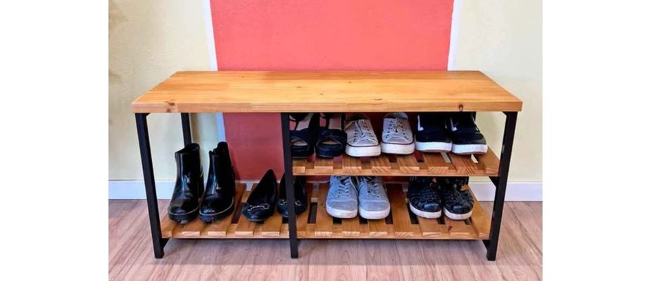Sapateira de madeira e ferro: como usar no hall de entrada de forma funcional e elegante Sapateira de madeira e ferro: como usar no hall de entrada de forma funcional e elegante