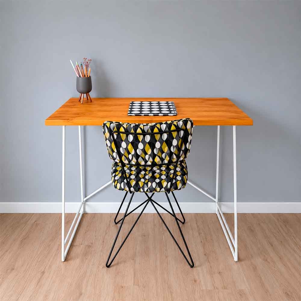 01 mesa de escritorio industrial de ferro e madeira carvalho e branco
